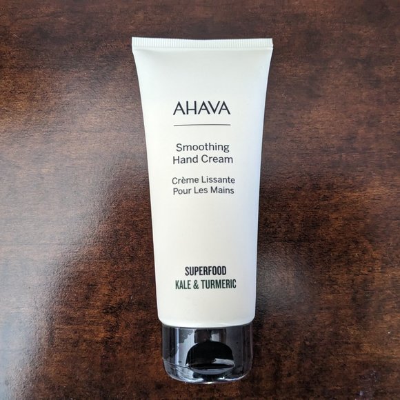 AHAVA Smoothing Hand Cream in Kale & Turmeric - Picture 3 of 3